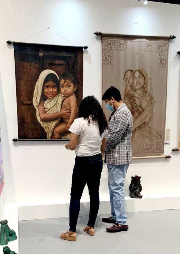 What Visitors Can Expect at a Contemporary Art Exhibition