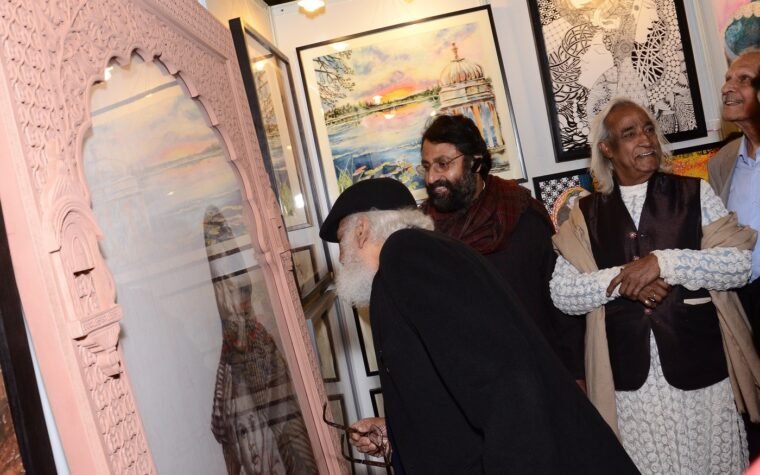 How to Document an Art Exhibition Professionally